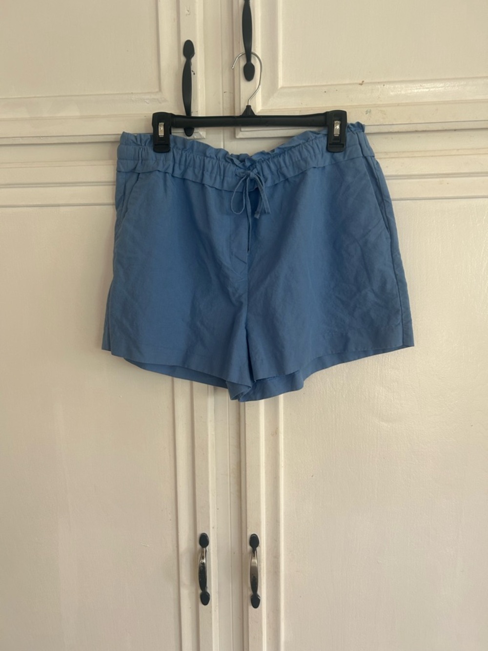 Reiss MACEY Linen Pull On Shorts Blue Size 10 paper bag waist 
Soft cotton